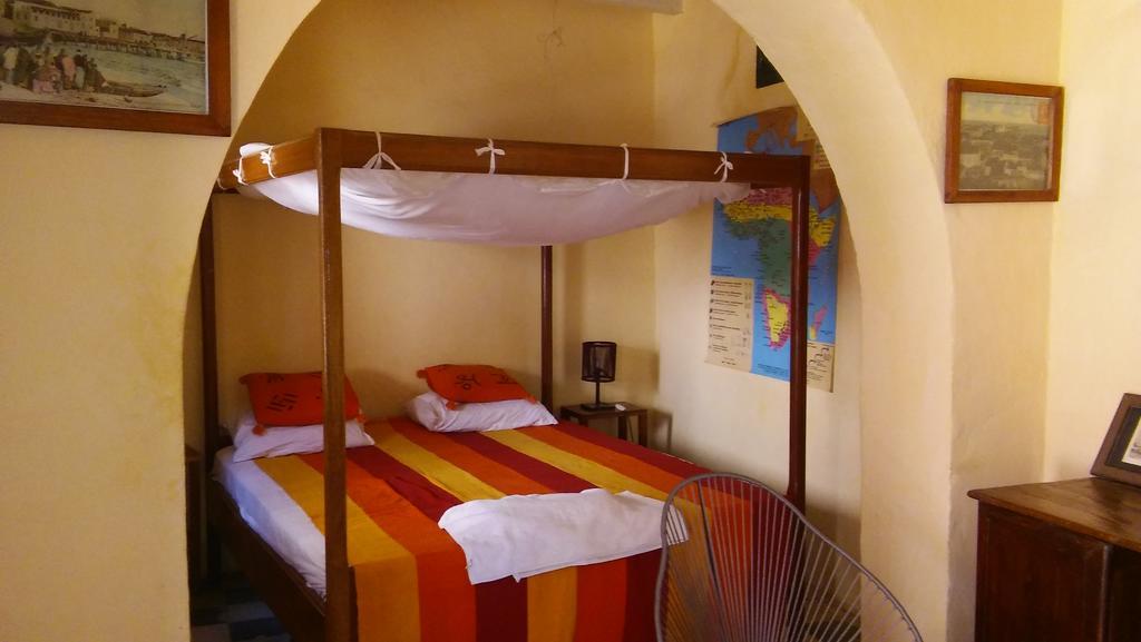 Maison Augustin Ly Goree Luaran gambar